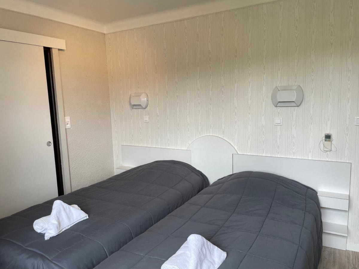 Hotel Les Chenes Sisteron Exterior foto