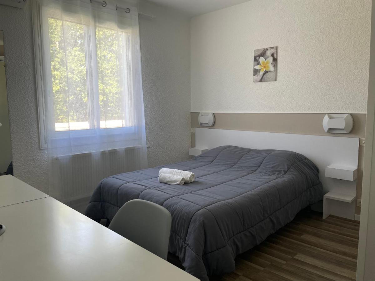 Hotel Les Chenes Sisteron Exterior foto